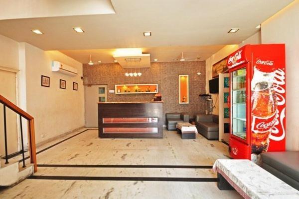 Hotel Raj Darbar - 10 Meter From Golden Temple Amritsar Exterior foto